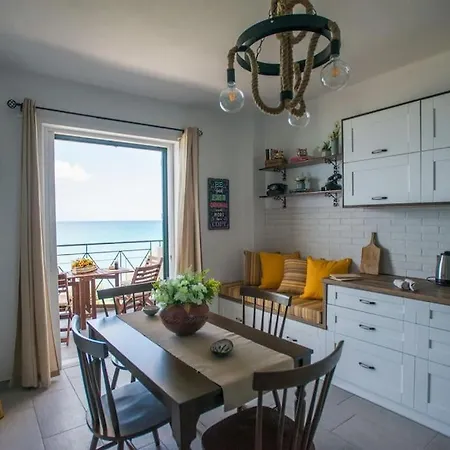 Mare Nostrum 2 - Alykes Zakynthou Apartment